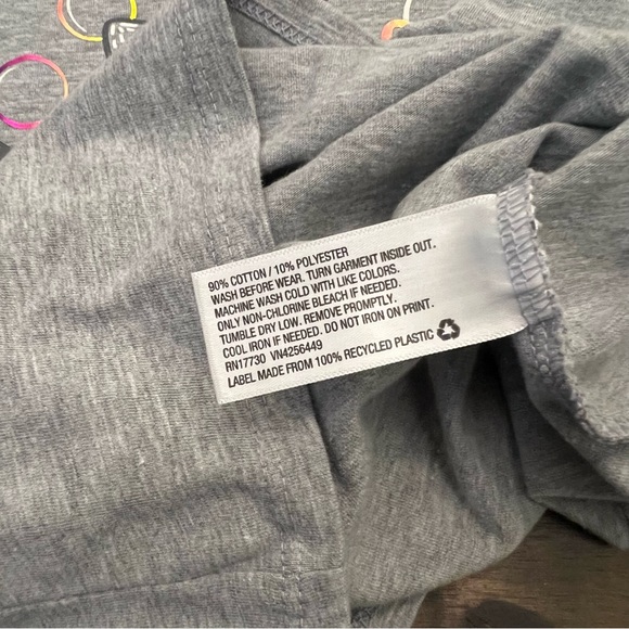 Cat & Jack Long Sleeve T-Shirt 🫧🫧🫧 - Picture 8 of 8